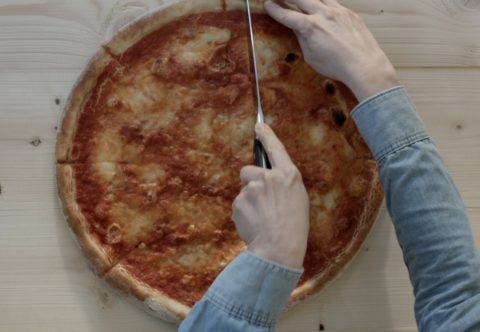 Zlepšovák: Ako tajne ukradnúť pizzu