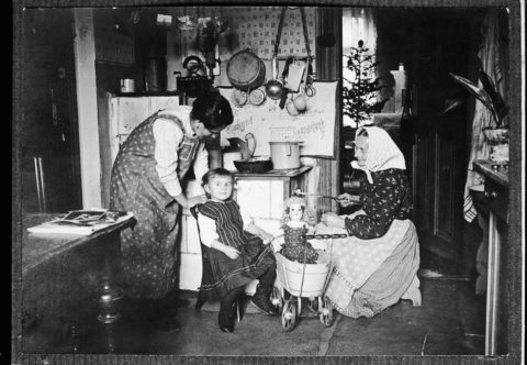 Ako žili ženy pred sto rokmi