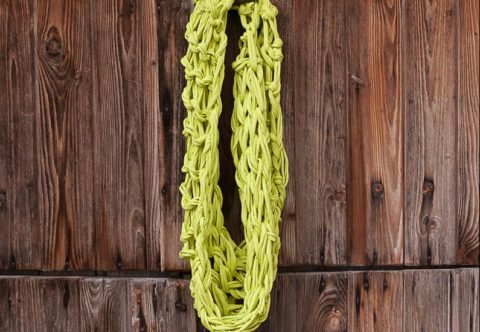 Upleťte si šál bez ihlíc