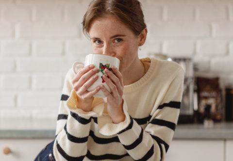 Recept na originálnu chai tea latte aj jeho dirty verziu