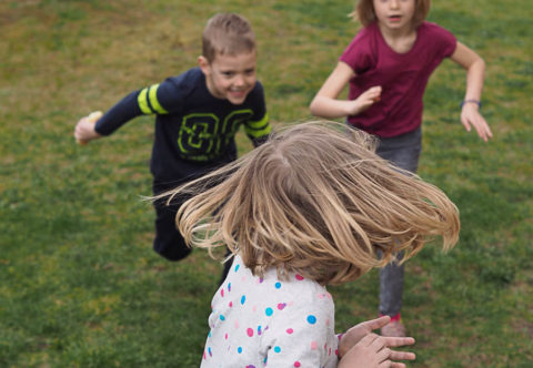 Pripomeňte si, ako sa hrajú hry na vonku