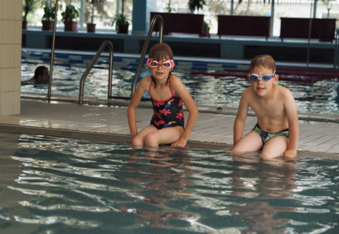Naučte svoje deti plávať