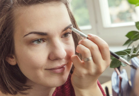 Prečo teraz všetci toľko narobia s obočím?