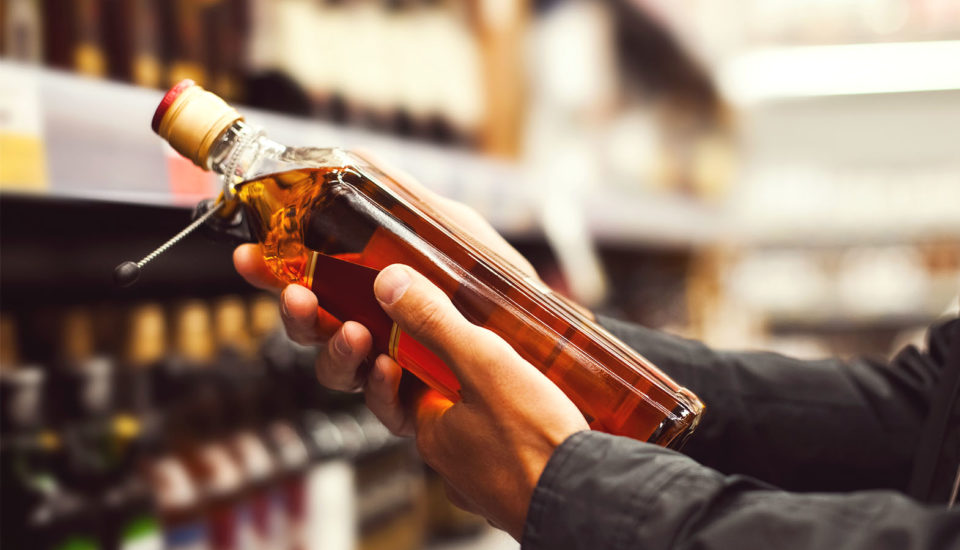 Ako vybrať tú správnu fľašu pod stromeček, aj keď alkoholu nerozumiete?