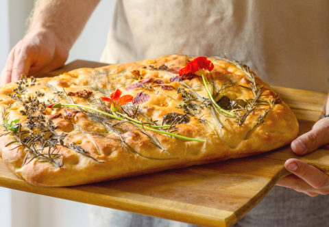 Rozkvitnutá focaccia – jedlo, ktoré by ste zjedli pohľadom