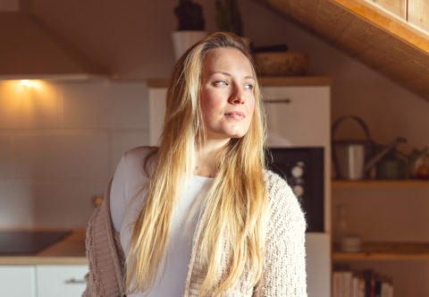 Nekrič, nech to nepočujú susedia, vypočula si obeť domáceho násilia. Teraz radí ostatným, ako z toho von