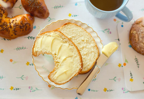 Recept na vláčne voňavé makovky a navyše ázijský tip pre ešte nadýchanejšie cesto