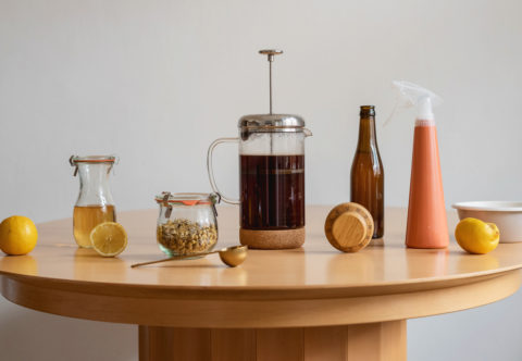 Domáce vlasové oplachy – moja obľúbená prírodná cesta ku kvalitnejším vlasom