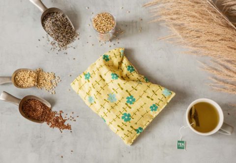 Návod na výrobu nahrievacieho vankúšika. Pomáha na menštruačné bolesti aj stuhnutý chrbát