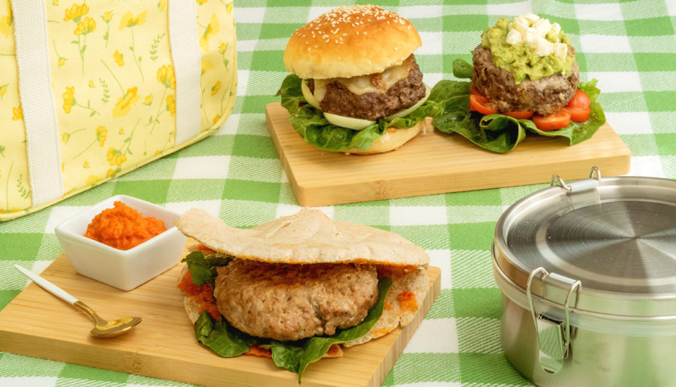 3 najlepšie domáce burgery: Vyšperkovaný hovädzí, morčací s ajvarom a odľahčený bez pečiva