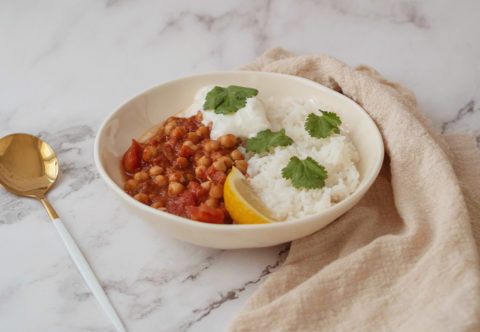 Špajza plná všetkého dobrého: Aké konzervy si kúpiť a kombinovať, aby z nich boli plnohodnotné jedlá