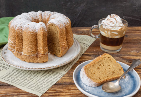 Recept na popoludnie, ktoré moja babička milovala: S alžírskou kávou v skle aj v bábovke