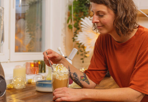 Vianočné frappé s vaječným likérom: Objavte jednoduchý, ale o to slávnostnejší nápoj