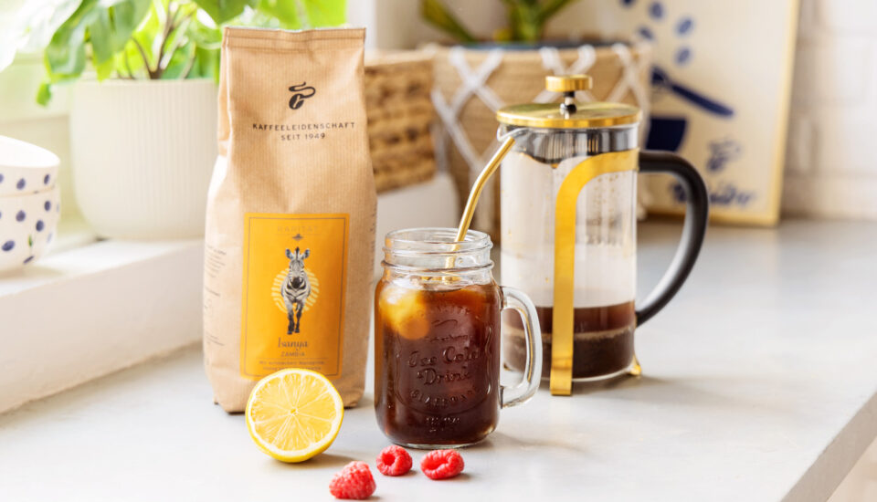 Recept na domáce cold brew s bonusom: vylepšite si ho ovocným sirupom