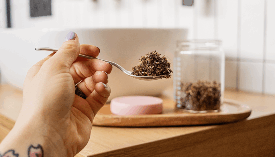 Môj recept na domáci kávový peeling a chvíľku relaxu k tomu